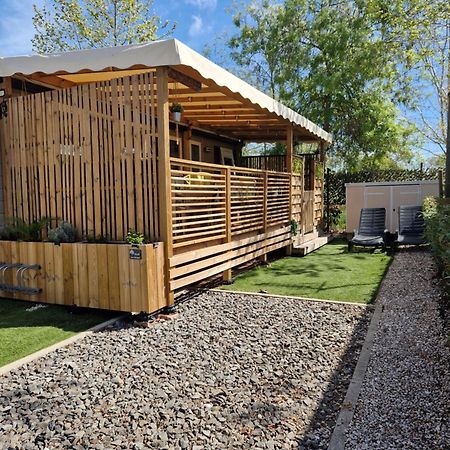 Camping La Carabasse Vias-Plage-T4 Climatise,Tout Confort, Emplacement Calme ! Esterno foto