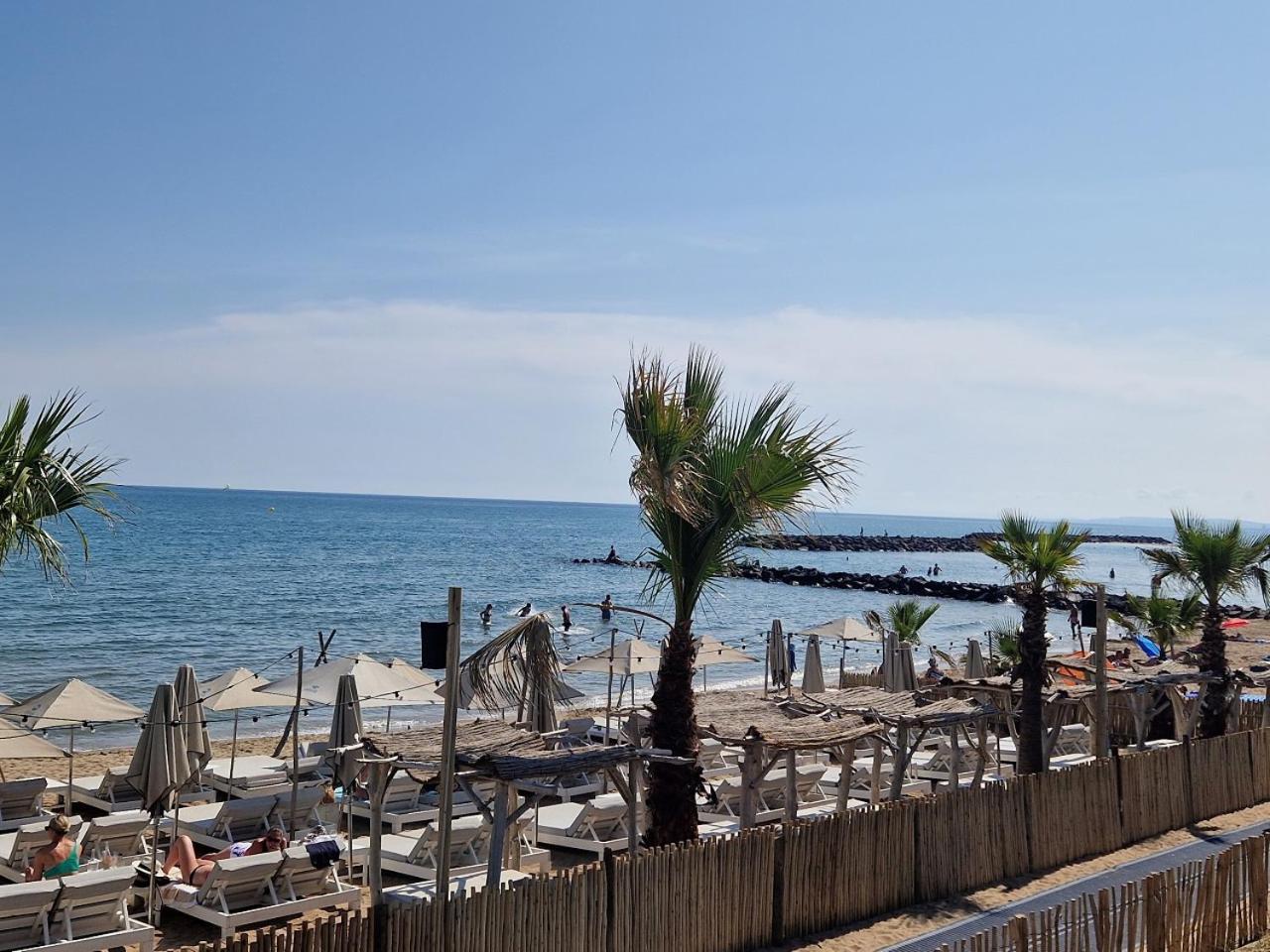 Camping La Carabasse Vias-Plage-T4 Climatise,Tout Confort, Emplacement Calme ! Esterno foto