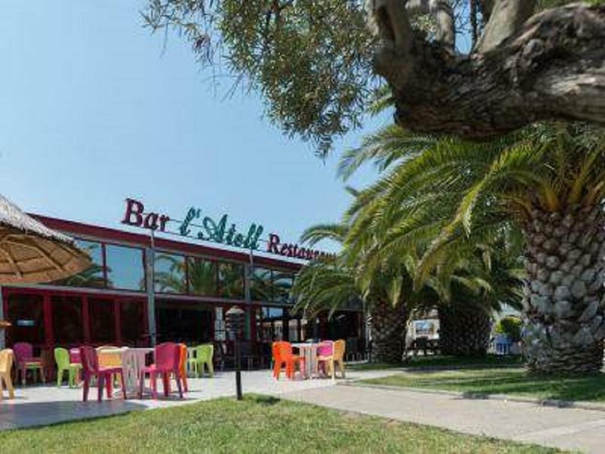 Camping La Carabasse Vias-Plage-T4 Climatise,Tout Confort, Emplacement Calme ! Esterno foto